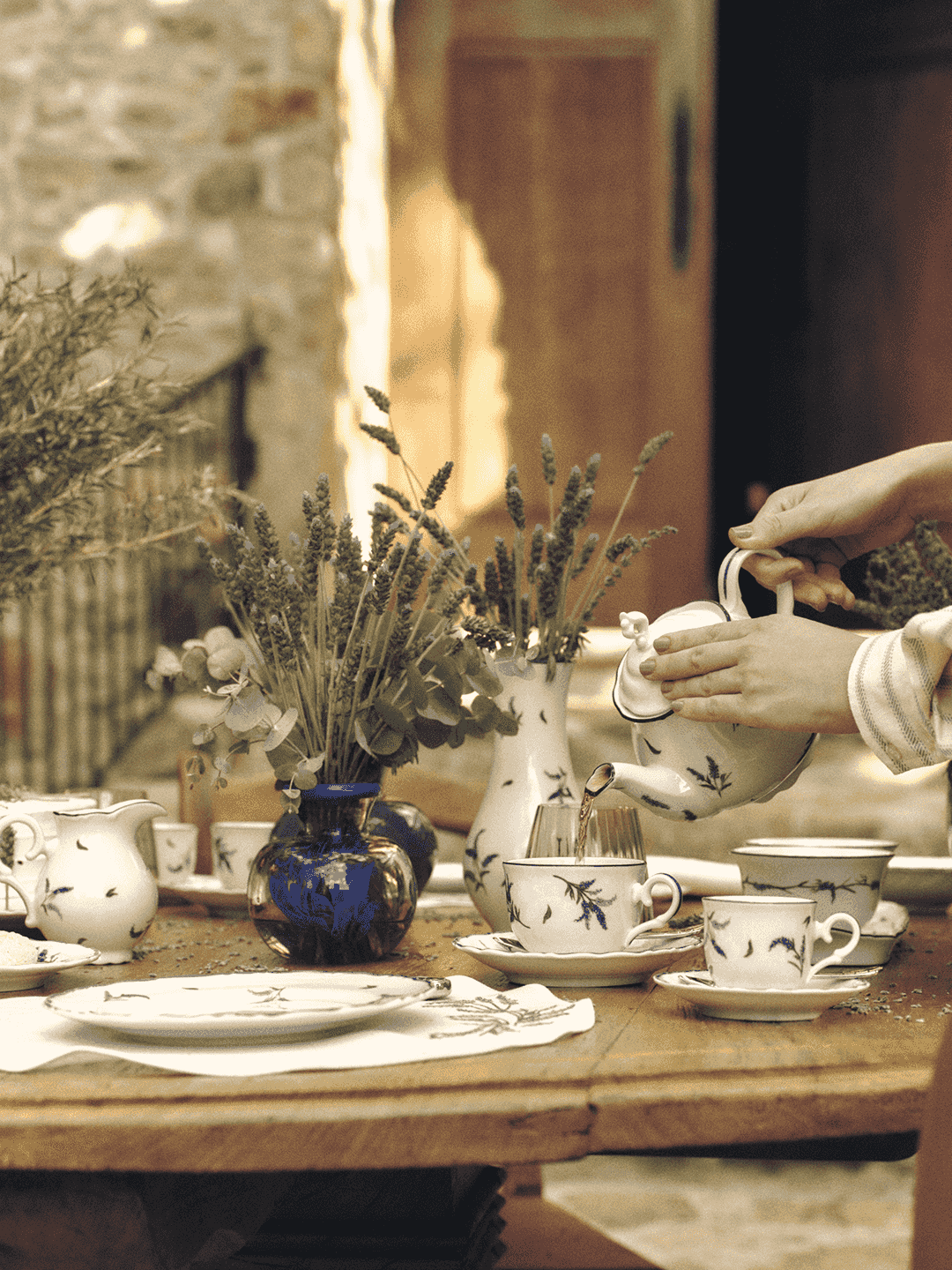 001000200756_Bule_Provence_2--1-.png