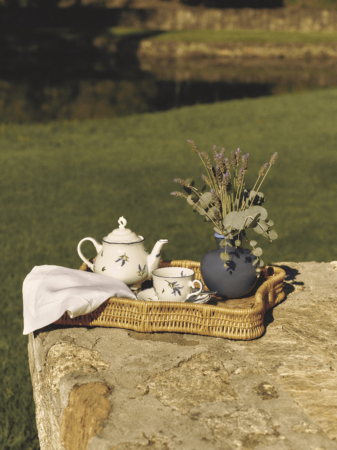 001000200756_Bule_Provence--1-.png