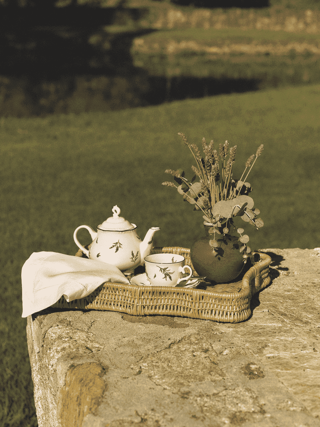 001000200756_Bule_Provence--1-.png
